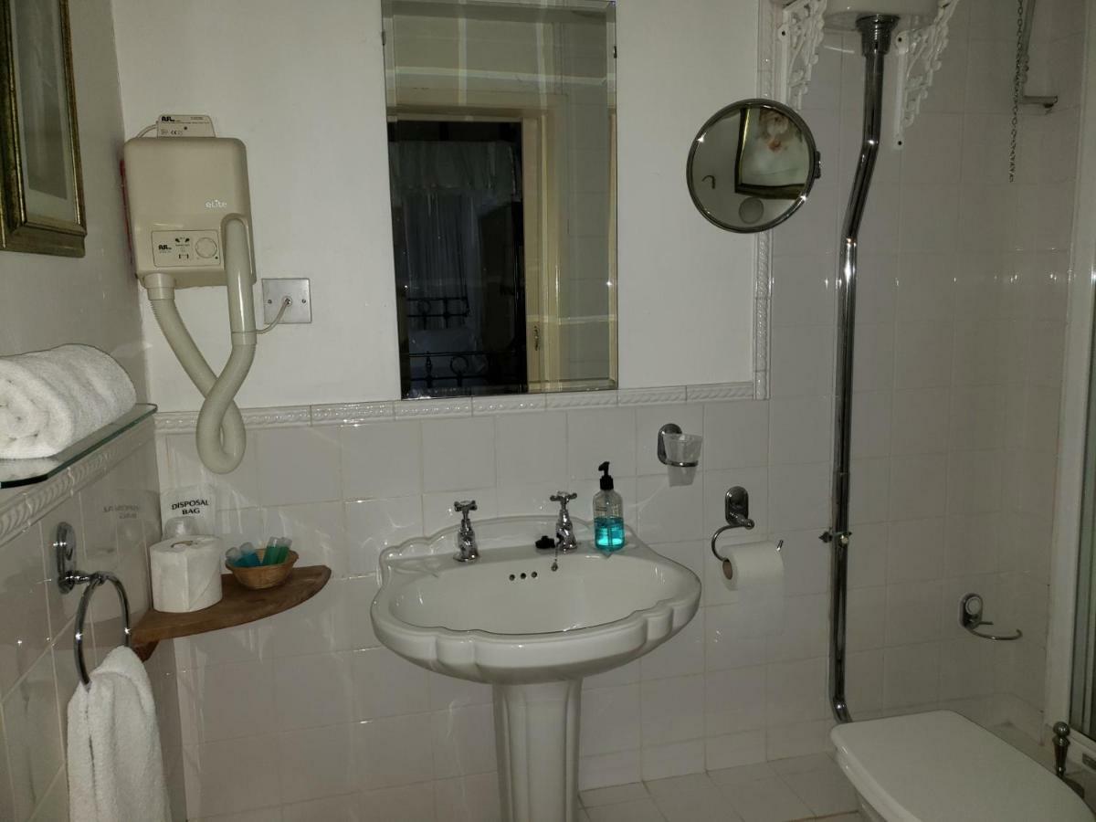 Clifton Hampden B&B ภายนอก รูปภาพ
